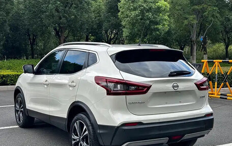 Nissan Qashqai, 2022 год, 1 980 000 рублей, 7 фотография