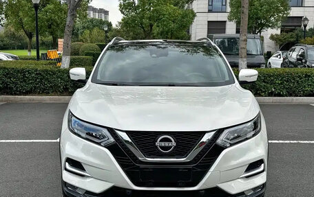 Nissan Qashqai, 2022 год, 1 980 000 рублей, 2 фотография