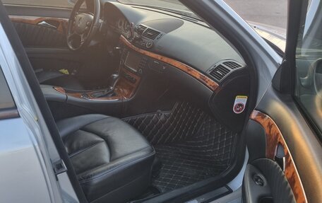 Mercedes-Benz E-Класс, 2007 год, 1 100 000 рублей, 7 фотография