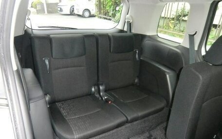 Toyota ISis I, 2011 год, 994 000 рублей, 12 фотография