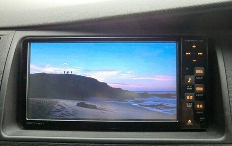 Toyota ISis I, 2011 год, 994 000 рублей, 16 фотография