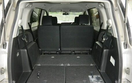 Toyota ISis I, 2011 год, 994 000 рублей, 14 фотография