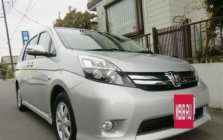 Toyota ISis I, 2011 год, 994 000 рублей, 18 фотография