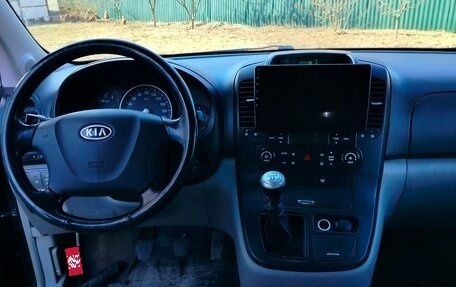 KIA Carnival III, 2007 год, 783 000 рублей, 11 фотография