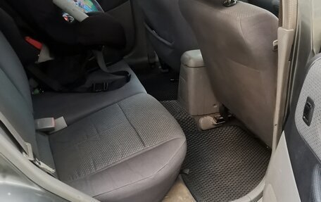 Mazda Familia, 2000 год, 250 000 рублей, 8 фотография