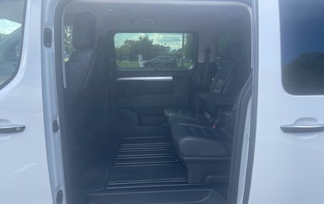 Peugeot Traveller I, 2019 год, 4 500 000 рублей, 7 фотография