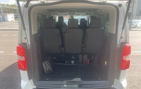 Peugeot Traveller I, 2019 год, 4 500 000 рублей, 8 фотография