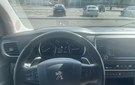 Peugeot Traveller I, 2019 год, 4 500 000 рублей, 22 фотография