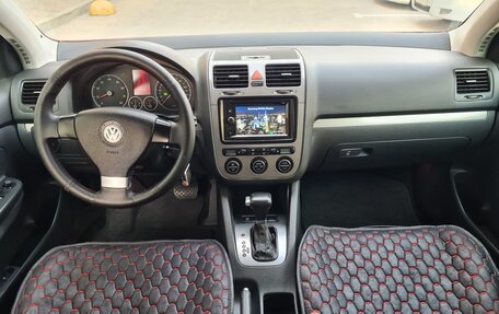 Volkswagen Golf V, 2007 год, 590 000 рублей, 9 фотография