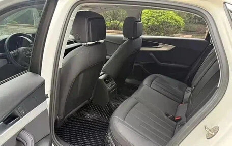 Audi A4, 2021 год, 2 150 125 рублей, 5 фотография