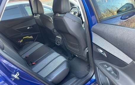 Peugeot 3008 II, 2017 год, 1 900 000 рублей, 13 фотография