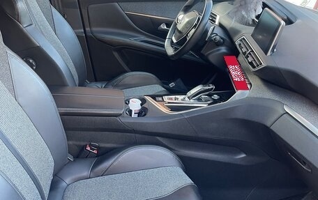 Peugeot 3008 II, 2017 год, 1 900 000 рублей, 11 фотография