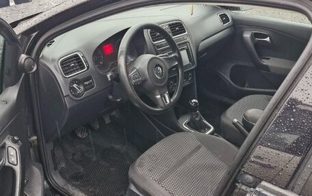 Volkswagen Polo VI (EU Market), 2013 год, 750 000 рублей, 5 фотография