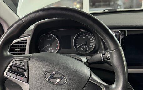 Hyundai Elantra VI рестайлинг, 2018 год, 1 620 000 рублей, 8 фотография