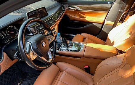 BMW 7 серия, 2017 год, 3 444 444 рублей, 8 фотография