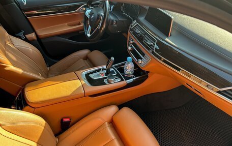 BMW 7 серия, 2017 год, 3 444 444 рублей, 13 фотография