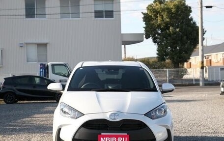 Toyota Yaris, 2023 год, 925 586 рублей, 2 фотография