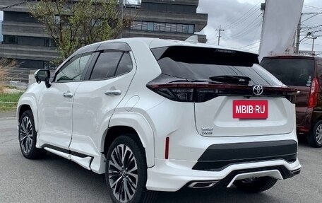 Toyota Yaris Cross, 2022 год, 1 492 000 рублей, 7 фотография