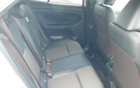 Toyota Yaris Cross, 2022 год, 1 492 000 рублей, 21 фотография