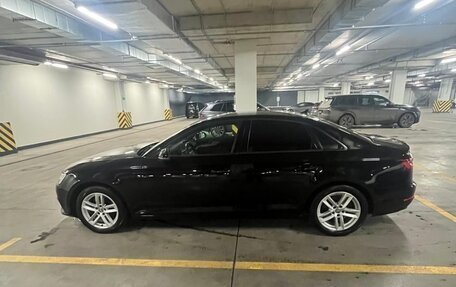 Audi A4, 2018 год, 1 700 000 рублей, 2 фотография