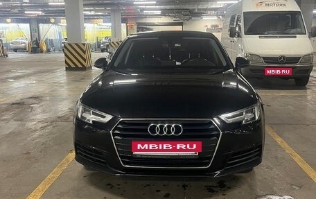 Audi A4, 2018 год, 1 700 000 рублей, 4 фотография