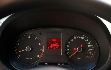 Volkswagen Polo VI (EU Market), 2011 год, 675 000 рублей, 10 фотография