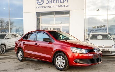 Volkswagen Polo VI (EU Market), 2011 год, 675 000 рублей, 3 фотография