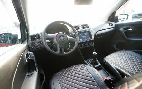 Volkswagen Polo VI (EU Market), 2011 год, 675 000 рублей, 8 фотография