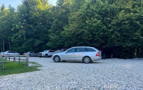 Mercedes-Benz C-Класс, 2003 год, 900 000 рублей, 8 фотография
