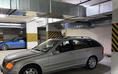 Mercedes-Benz C-Класс, 2003 год, 900 000 рублей, 14 фотография