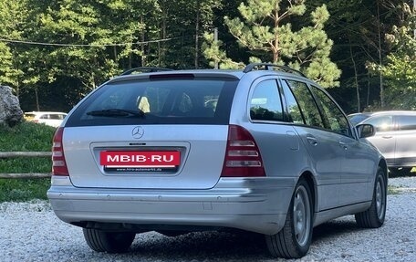 Mercedes-Benz C-Класс, 2003 год, 900 000 рублей, 12 фотография