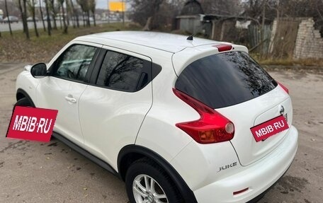 Nissan Juke II, 2011 год, 780 000 рублей, 10 фотография