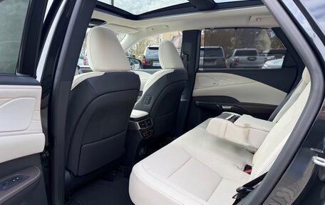 Lexus RX IV рестайлинг, 2025 год, 12 600 000 рублей, 25 фотография