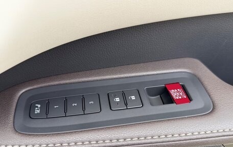 Lexus RX IV рестайлинг, 2025 год, 12 600 000 рублей, 27 фотография