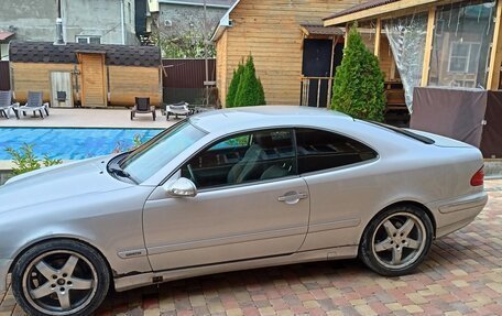 Mercedes-Benz CLK-Класс, 2001 год, 480 000 рублей, 11 фотография