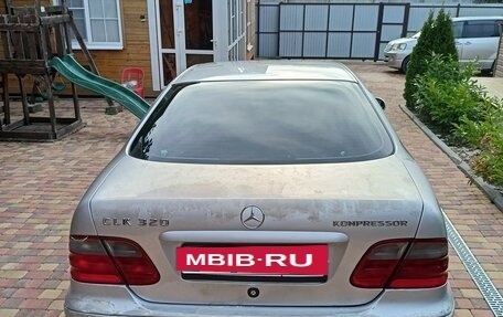 Mercedes-Benz CLK-Класс, 2001 год, 480 000 рублей, 8 фотография