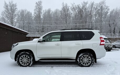 Toyota Land Cruiser Prado 150 рестайлинг 2, 2015 год, 4 450 000 рублей, 7 фотография