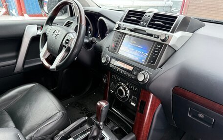 Toyota Land Cruiser Prado 150 рестайлинг 2, 2015 год, 4 450 000 рублей, 17 фотография