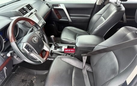 Toyota Land Cruiser Prado 150 рестайлинг 2, 2015 год, 4 450 000 рублей, 13 фотография