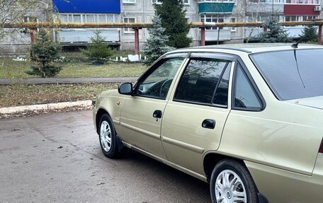 Daewoo Nexia I рестайлинг, 2010 год, 370 000 рублей, 2 фотография