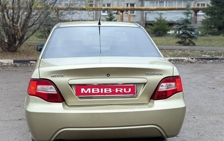 Daewoo Nexia I рестайлинг, 2010 год, 370 000 рублей, 6 фотография