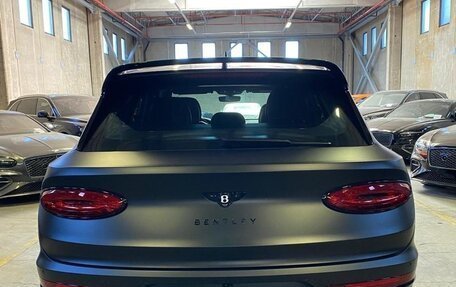 Bentley Bentayga I, 2025 год, 44 500 000 рублей, 19 фотография