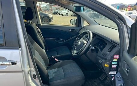 Toyota ISis I, 2015 год, 1 160 001 рублей, 15 фотография