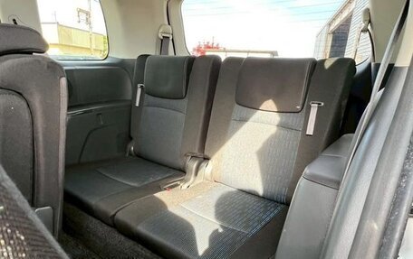 Toyota ISis I, 2015 год, 1 160 001 рублей, 20 фотография