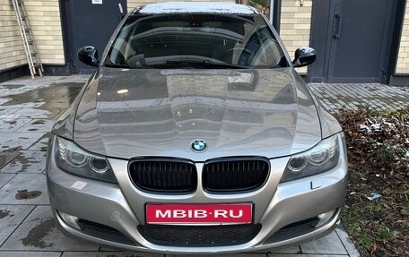 BMW 3 серия, 2008 год, 900 000 рублей, 1 фотография
