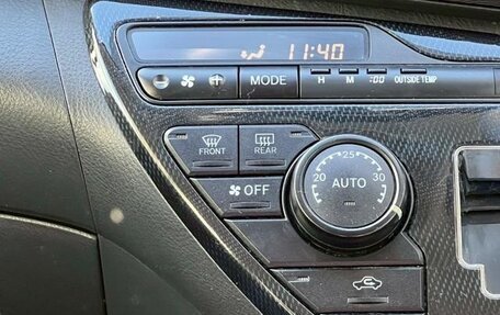 Toyota ISis I, 2015 год, 1 160 001 рублей, 34 фотография