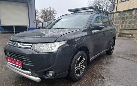 Mitsubishi Outlander III рестайлинг 3, 2012 год, 1 300 000 рублей, 1 фотография