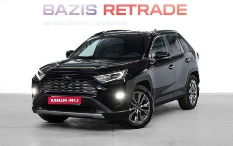 Toyota RAV4, 2021 год, 4 200 000 рублей, 2 фотография