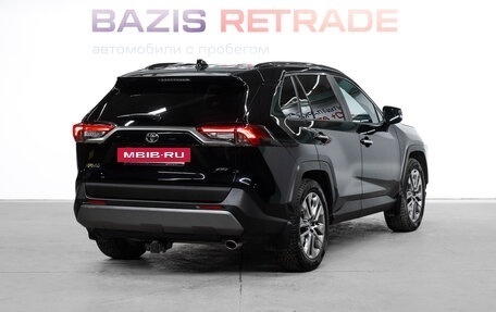 Toyota RAV4, 2021 год, 4 200 000 рублей, 6 фотография