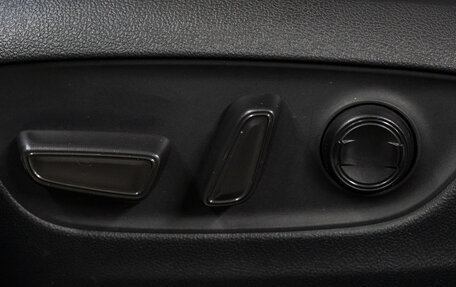 Toyota RAV4, 2021 год, 4 200 000 рублей, 15 фотография